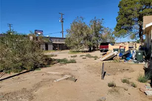 11957 Bartlett, Adelanto, CA 92301 - Photo 18
