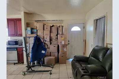 11957 Bartlett, Adelanto, CA 92301 - Photo 4