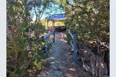 9539 Soledad, Pinon Hills, CA 92372 - Photo 4