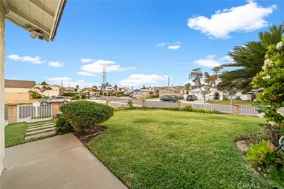 691 S Sally Lee Ave, Azusa, CA 91702 - Photo 4