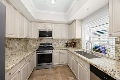 101 S Verdugo Road #E, Glendale, CA 91205 - Photo 12