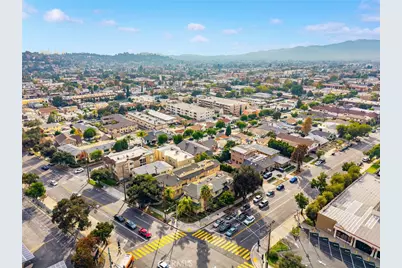101 S Verdugo Road #E, Glendale, CA 91205 - Photo 32
