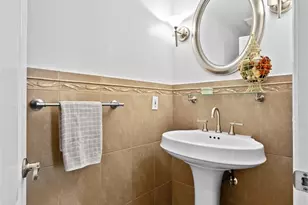 101 S Verdugo Rd, Glendale, CA 91205 - Photo 14