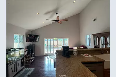 426 W 1st Street, Azusa, CA 91702 - Photo 10
