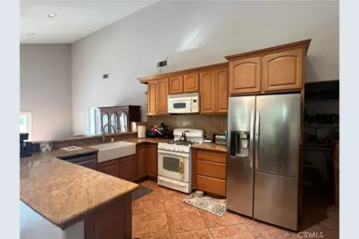 426 W 1st Street, Azusa, CA 91702 - Photo 4