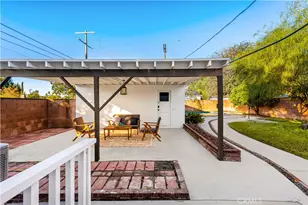 7001 Lasaine Ave, Van Nuys, CA 91406 - Photo 20