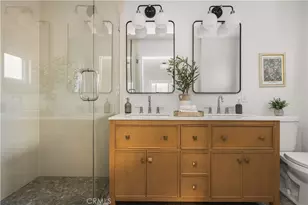 7001 Lasaine Ave, Van Nuys, CA 91406 - Photo 14