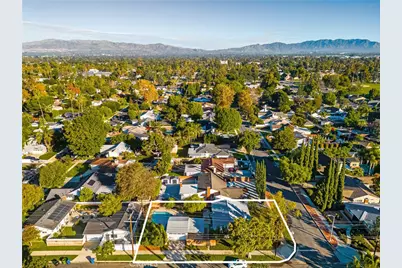 7001 Lasaine Avenue, Van Nuys, CA 91406 - Photo 26