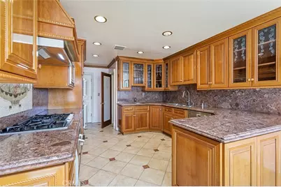 56 N Arroyo, Pasadena, CA 91105 - Photo 12