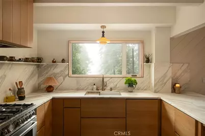 28443 Altamont Court, Lake Arrowhead, CA 92352 - Photo 10