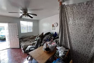 910 E 19th, Long Beach, CA 90806 - Photo 18