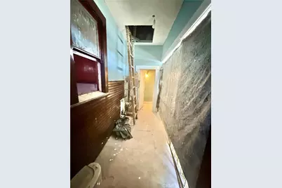 860 W 54th, Los Angeles, CA 90037 - Photo 6