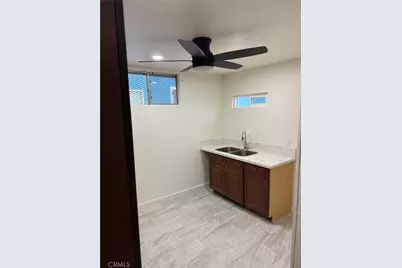 161 W 84th, Los Angeles, CA 90003 - Photo 10