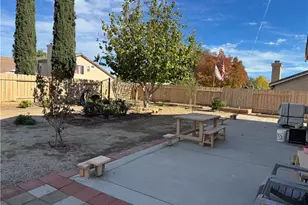 3133 Viana, Palmdale, CA 93550 - Photo 18