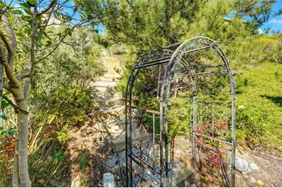 6845 Shadow Wood Drive, Moorpark, CA 93021 - Photo 56