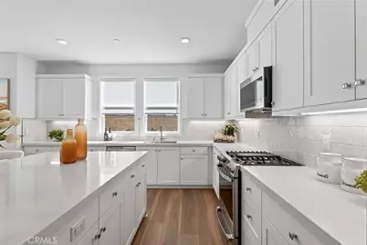 418 Lobata, Irvine, CA 92618 - Photo 8