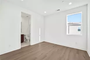 27392 Dialogue Wy, Valencia, CA 91381 - Photo 38