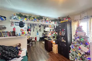 927 W 48th St, Los Angeles, CA 90037 - Photo 12