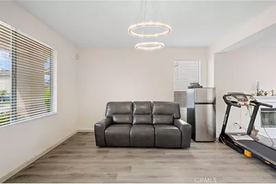 1077 Hibiscus Court, Pomona, CA 91766 - Photo 4