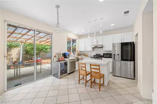 1077 Hibiscus Ct, Pomona, CA 91766 - Photo 10