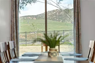 8044 Country Mile Ln, Riverside, CA 92507 - Photo 16