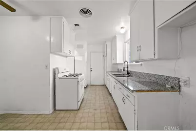 20644 Sherman Way, Winnetka, CA 91306 - Photo 12
