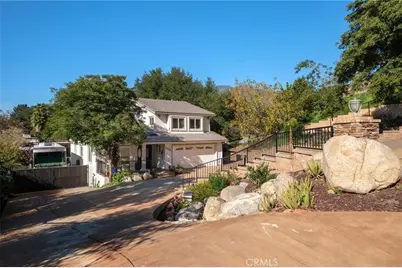 2415 Park Boulevard, Upland, CA 91784 - Photo 2