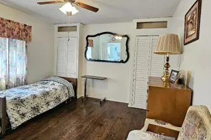 17441 Hiawatha St, Granada Hills, CA 91344 - Photo 2