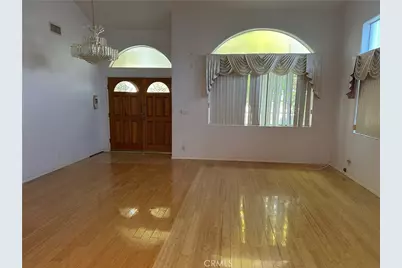 356 E Graves Avenue, Monterey Park, CA 91755 - Photo 2