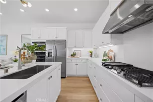 163 Baluster, Irvine, CA 92618 - Photo 12