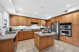 201 E Angeleno Ave, Burbank, CA 91502 - Photo 14