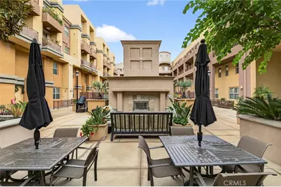 201 E Angeleno Avenue #206, Burbank, CA 91502 - Photo 32