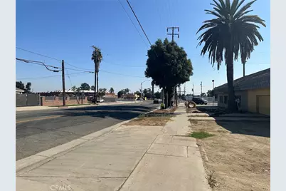 127 N Campus, Ontario, CA 91764 - Photo 2