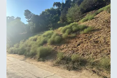 520 Rustic Dr., Los Angeles, CA 90065 - Photo 2