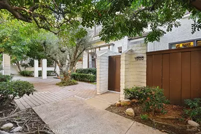 1202 Indiana #10, South Pasadena, CA 91030 - Photo 4
