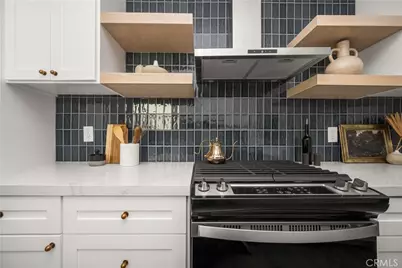 8051 Etiwanda Ave, Reseda, CA 91335 - Photo 10