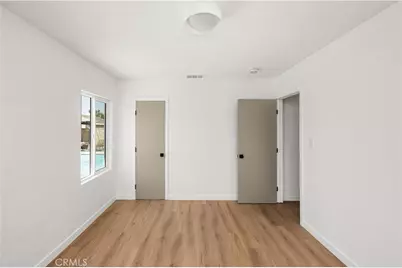 8051 Etiwanda Ave, Reseda, CA 91335 - Photo 16