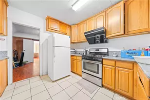 266 N Wilson Ave, Pasadena, CA 91106 - Photo 16