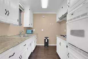 640 Elm Ave, Long Beach, CA 90802 - Photo 6