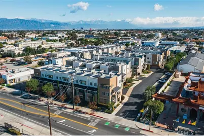 2827 Lily, El Monte, CA 91733 - Photo 32