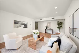 1010 Palm Ave, West Hollywood, CA 90069 - Photo 4