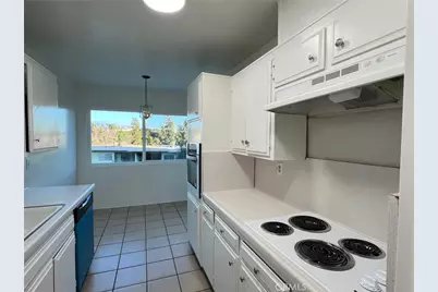 1301 S Atlantic #B424, Monterey Park, CA 91754 - Photo 12