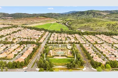 230 Shelbourne, Irvine, CA 92620 - Photo 32