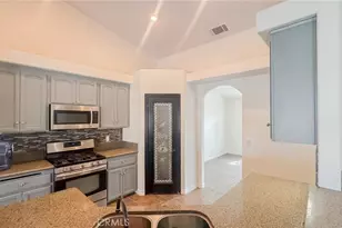 11126 Arena Rd, Pinon Hills, CA 92372 - Photo 6