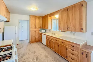 7411 Joshua Ln, Yucca Valley, CA 92284 - Photo 6