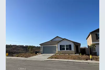 45033 Starina, Lake Elsinore, CA 92532 - Photo 2