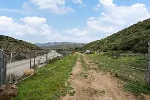 10200 Willow Springs, Sunland, CA 91040 - Photo 10