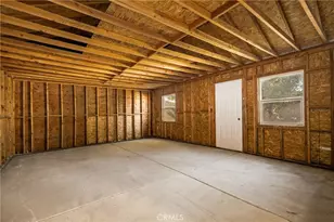 1644 E 122nd St, Los Angeles, CA 90059 - Photo 20