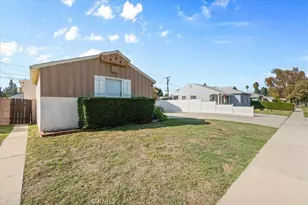 8131 Garden Grove, Reseda, CA 91335 - Photo 36