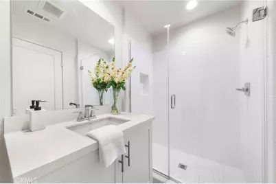 284 Novel, Irvine, CA 92618 - Photo 10